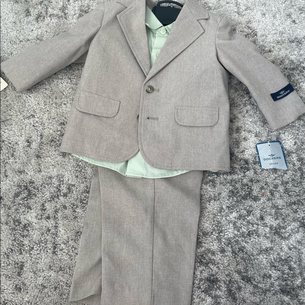 so so fancy!! love the style! love itt!!! brand new!!